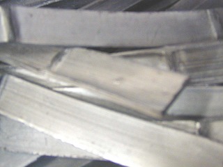 銀色に光輝く幻の竹炭